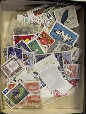 Lot 22 - POLISH STAMP COLLECTION - LARGE QUANTITY OF.