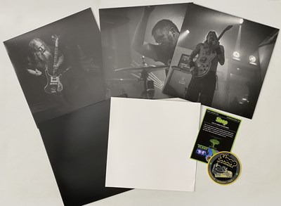 Lot 113 - THIRD MAN VAULT - PACKAGES #29 & 3#39 (PEARL JAM / SLEEP)