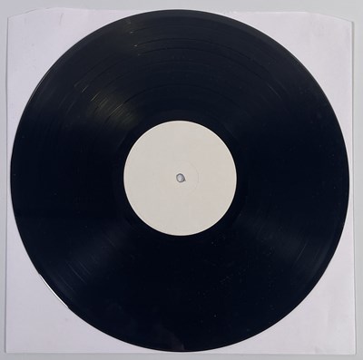 Lot 164 - THE SMITHS - THE WORLD WON'T LISTEN LP (ORIGINAL UK WHITE LABEL TEST PRESSING - ROUIGH 101)