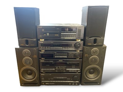 Lot 4 - PIONEER HIFI SYSTEM.