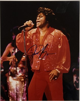 Lot 176 - JAMES BROWN SIGNED PHOTO.