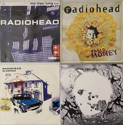 Lot 210 - RADIOHEAD - LP / 12" PACK