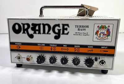 Lot 19 - ORANGE TERROR HYBRID BASS AMP HEAD.