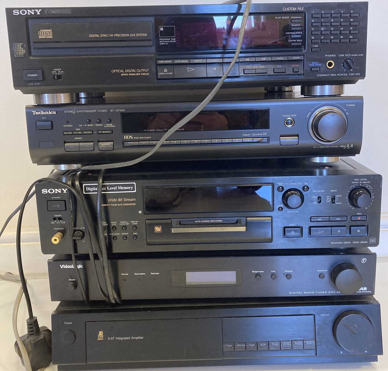 Lot 38 - HIFI AND AUDIO EQUIPMENT.