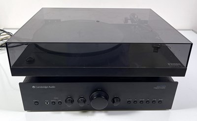 Lot 33 - REGA PLANAR TURNTABLE AND