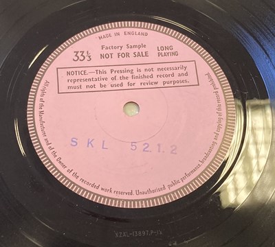 Lot 294 - THE ROLLING STONES - METAMORPHOSIS - UK TEST PRESSING LP (SKL 5212)