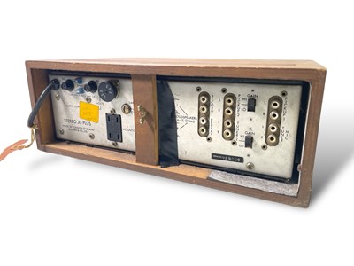 Lot 51 - JOHN'S EQUIPMENT - A VINTAGE LEAK STEREO 30 PLUS AMPLIFIER.