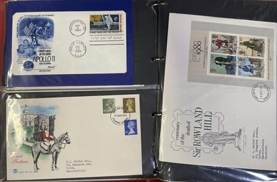 Lot 21 - STAMPS AND FIRST DAY COVERS.