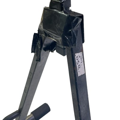 Lot 29 - JOHN MARTYN GUITAR STAND