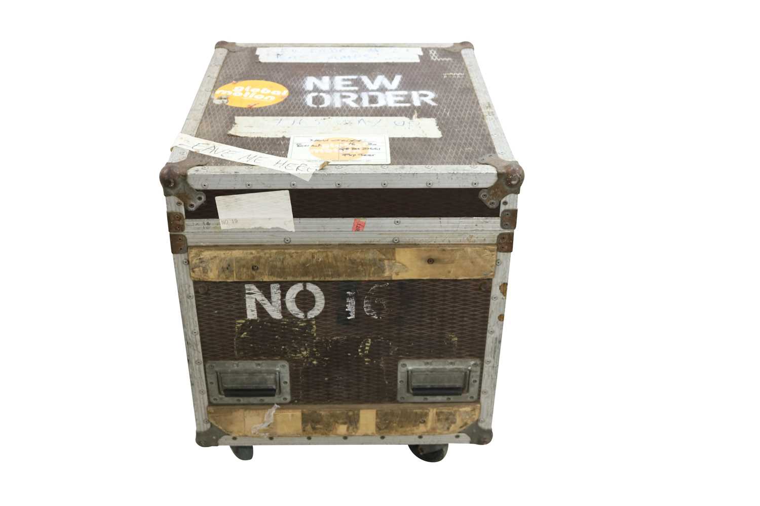 Lot 10 - NEW ORDER BASS AMPS FLIGHT CASE