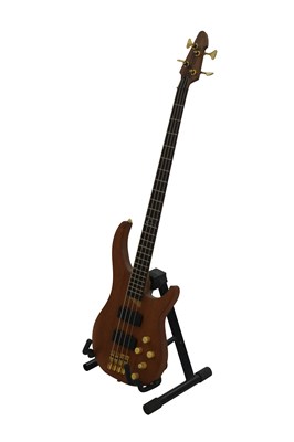 Lot 17 - PEAVEY CIRRUS 4 BOLT-ON MAHOGONY BASS GUITAR