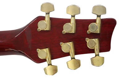 Lot 19 - SAEHAN SSC-75TRD SEMI-ACOUSTIC GUITAR