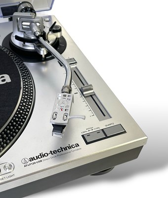 Lot 50 - AUDIO-TECHNICA ALTP120-USB TURNTABLE