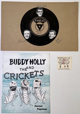 Lot 306 - BUDDY HOLLY - FAN MADE SIGNED DISPLAY WITH ORIGINAL PROGRAMME AND TICKET STUB.