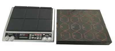 Lot 222 - SIMMONS MIDI TRIGGER PAD & BOXED ROLAND SPD-S ELECTRONIC DRUM SAMPLING PAD