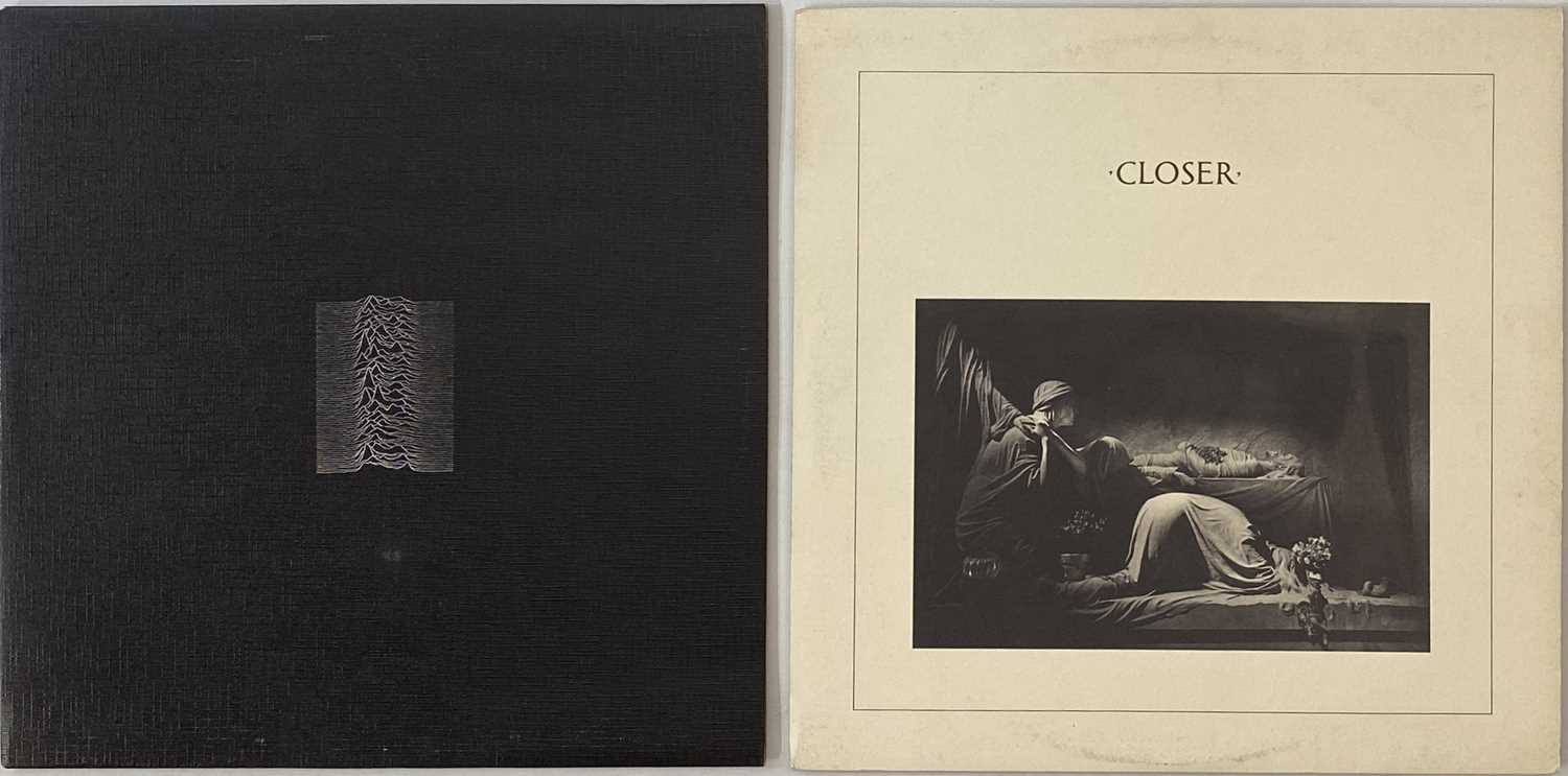 Lot 25 - JOY DIVISION - CLOSER (TRANSLUCENT RED)/ UNKNOWN PLEASURES LP PACK