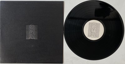 Lot 25 - JOY DIVISION - CLOSER (TRANSLUCENT RED)/ UNKNOWN PLEASURES LP PACK