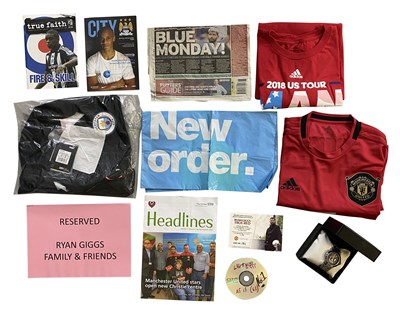 Lot 336 - MANCHESTER FOOTBALL TEAMS