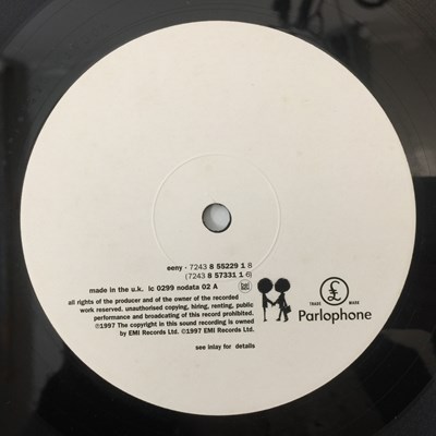 Lot 88 - RADIOHEAD - OK COMPUTER LP (ORIGINAL 1997 PRESSING - NODATA 02)