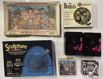 Lot 2390200 - THE BEATLES - MEMORABILIA AND COLLECTABLES.