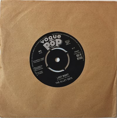 Lot 253 - THE ALLEY CATS - LAST NIGHT 7" (ORIGINAL UK VOGUE POP RELEASE - 45-V 9155)