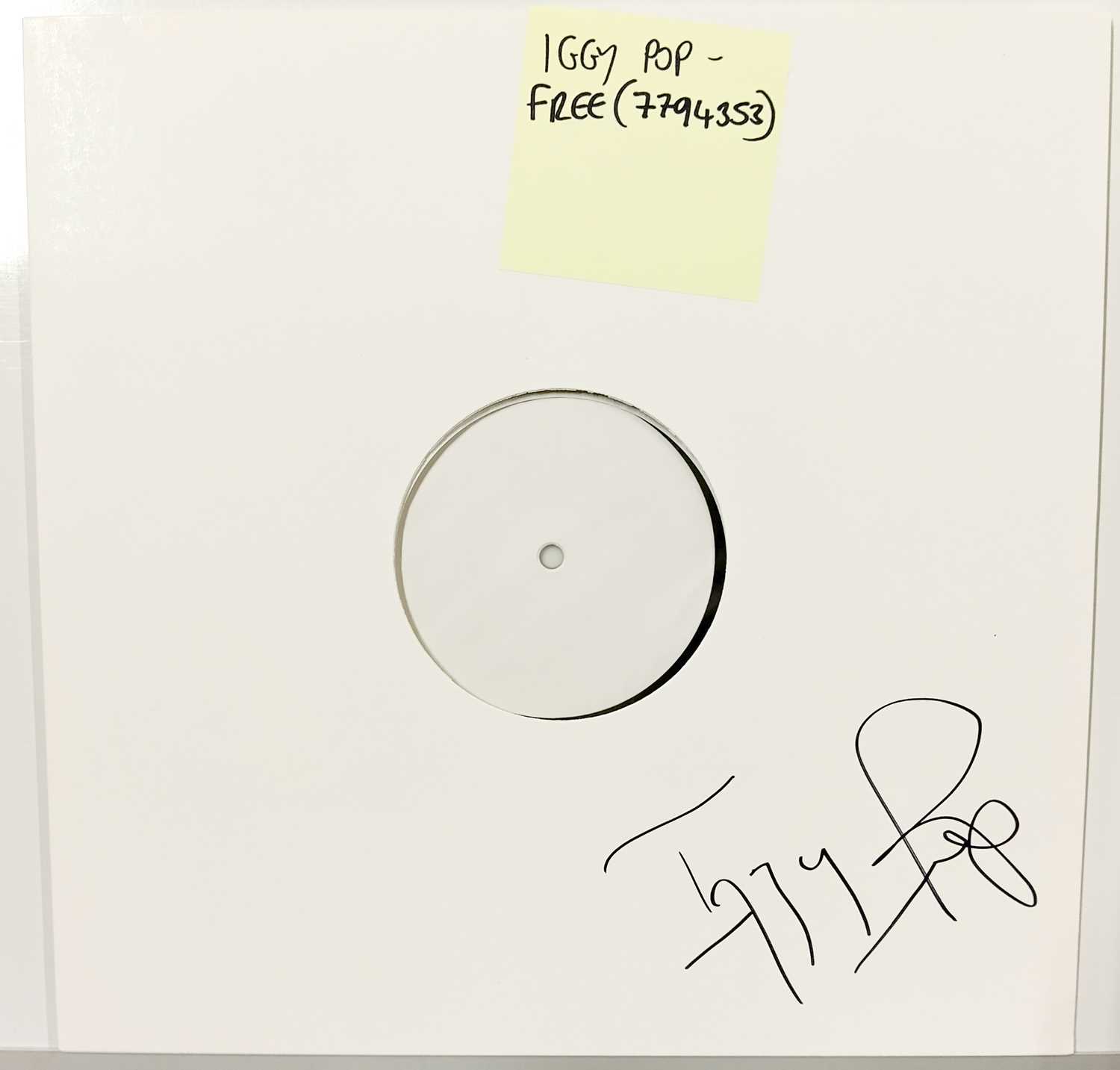 Lot 33 - IGGY POP - FREE LP - SIGNED (7794353)