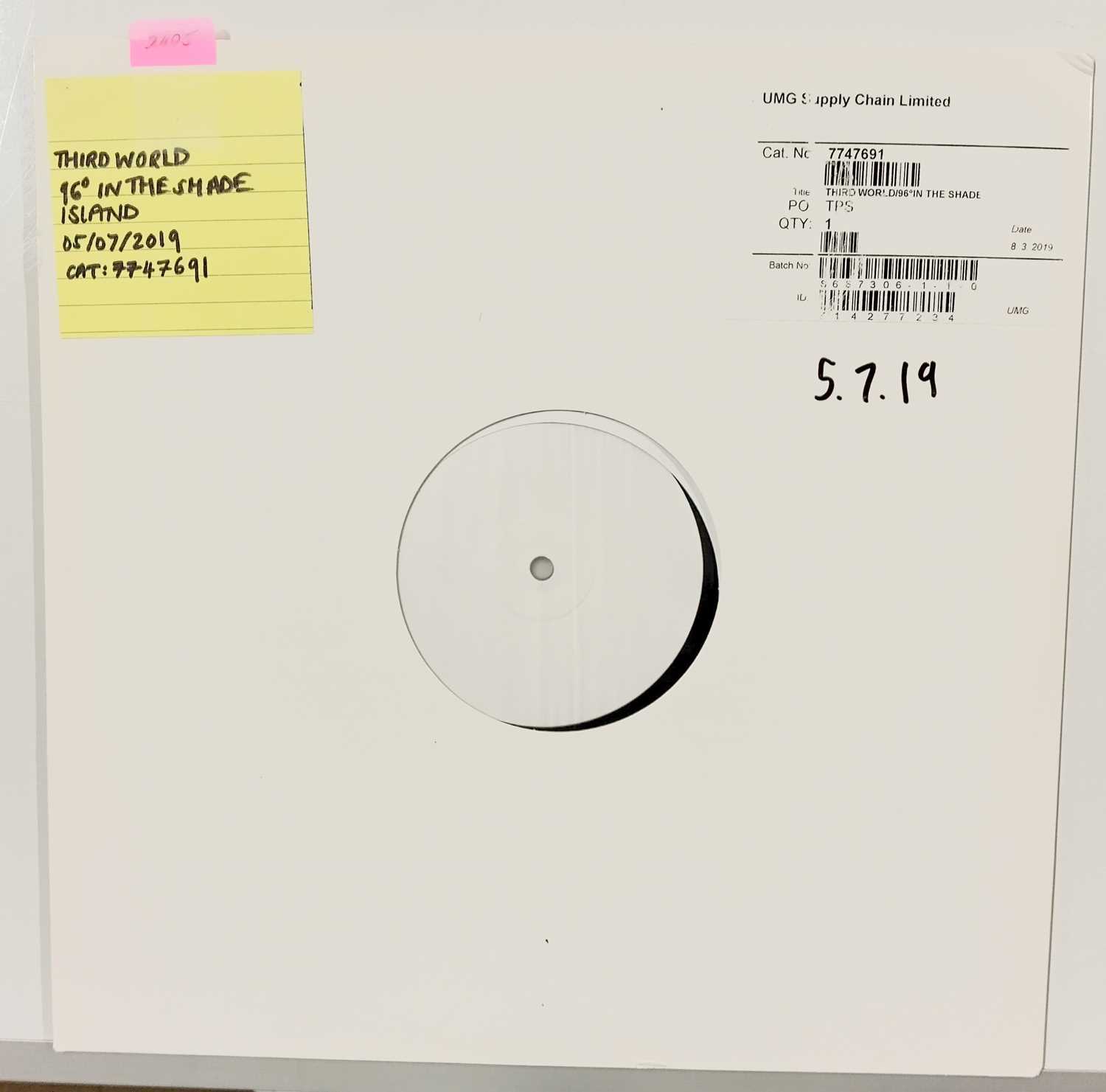 Lot 44 - THIRD WORLD - 16 IN THE THE SHADE LP (2019 - 7747691)