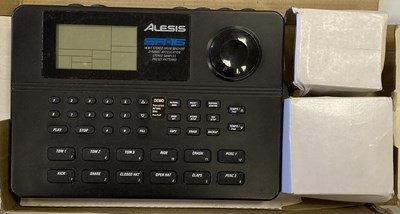 Lot 39 - ALESIS SR-16 DRUM MACHINE.
