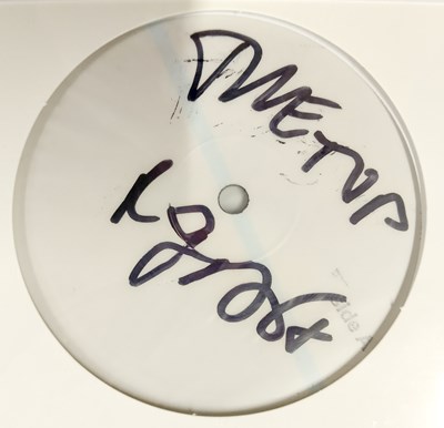 Lot 84 - THE CURE - THE TOP LP (2023 - 00602458550924) - SIGNED BY ROBERT SMITH