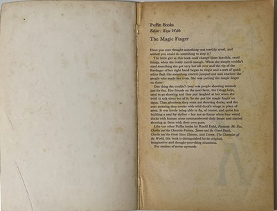 Lot 43 - ROALD DAHL - A SIGNED COPY OF 'THE MAGIC FINGER'.