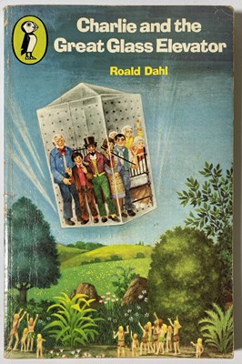 Lot 45 - ROALD DAHL - A SIGNED COPY OF 'CHARLIE AND THE GREAT GLASS ELEVATOR'.