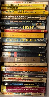 Lot 47 - PULP FICTION - LARGE COLLECTION OF ORIGINAL 1950S PAPERBACK TITLES.
