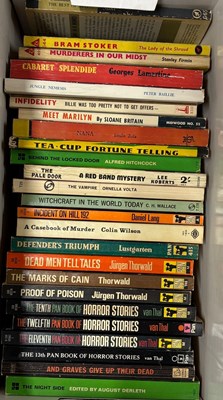 Lot 47 - PULP FICTION - LARGE COLLECTION OF ORIGINAL 1950S PAPERBACK TITLES.