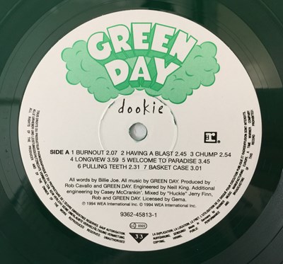 Lot 181 - GREEN DAY - DOOKIE LP (LIMITED EDITION GERMAN GREEN VINYL PRESS - 9362-45813-1)