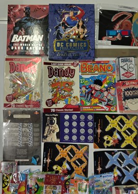 Lot 38 - TOYS AND COLLECTABLES.