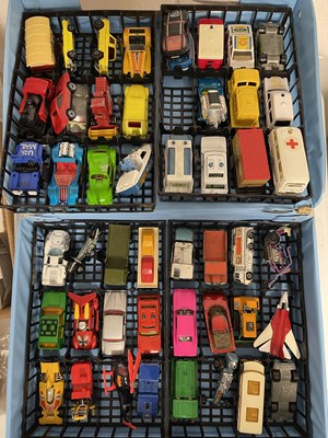 Lot 40 - 200+ TOY CARS AND VEHICLES INC MATCHBOX CARRY CASES.