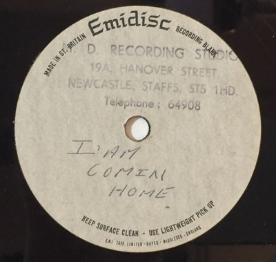 Lot 128 - FAMILY - SECOND GENERATION WOMAN C/W I'AM (SIC) COMIN HOME (UNRELEASED) - EMIDISC 7" ACETATE
