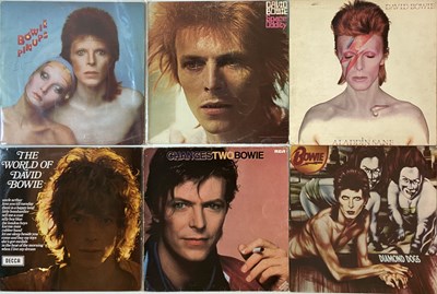 Lot 952 - DAVID BOWIE - 7"/LP COLLECTION