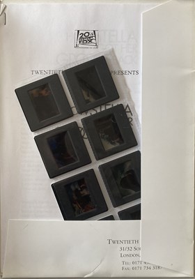 Lot 47 - FILM PRESS KITS - 90S / 00S TITLES.