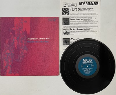 Lot 35 - TWENTIETH CENTURY ZOO - THUNDER ON A CLEAR DAY LP (US ORIGINAL - VAULT - SLP-122)