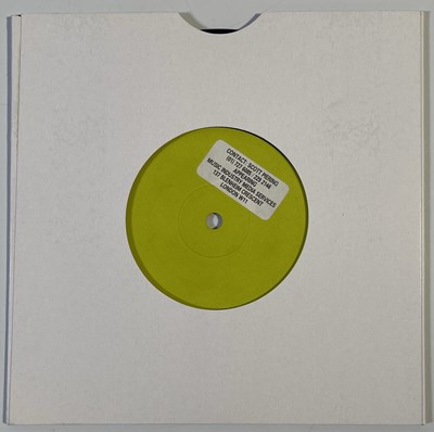 Lot 18 - THE SMITHS - THIS CHARMING MAN 7" (ORIGINAL UK 'GREEN LABEL' TEST PRESSING - RT 136)