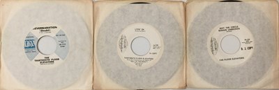 Lot 263 - THE THIRTEENTH FLOOR ELEVATORS - ORIGINAL US 60s PROMOS - 7" PACK