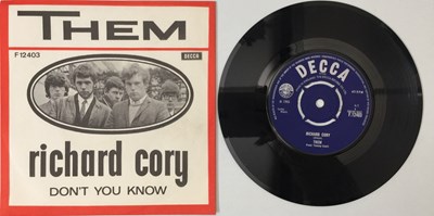 Lot 322 - THEM - RICHARD CORY 7" (F12403 - DANISH ORIGINAL PRESSING)