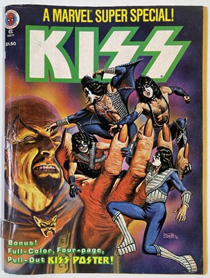 Lot 370 - KISS - AN ORIGINAL MARVEL COMIC COMPLETE WITH POSTER INSERT.