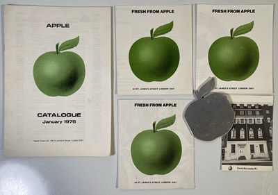 Lot 418 - THE BEATLES - APPLE MEMORABILIA INC PROMO ITEMS.