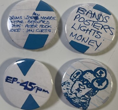 Lot 479 - JOY DIVISION INTEREST - ROB GRETTON '1 TOP CLASS MANAGER' BOOK AND BADGE SET.