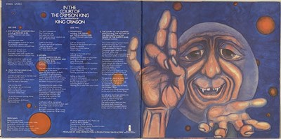 Lot 979 - KING CRIMSON - IN THE COURT OF THE CRIMSON KING LP (ORIGINAL ISLAND - SOLID PINK - ILPS-9111 A2/B2)