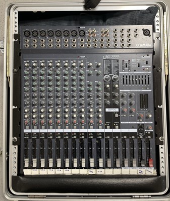 Lot 8 - YAMAHA AUDIO EQUIPMENT - DESK AND MIXER.
