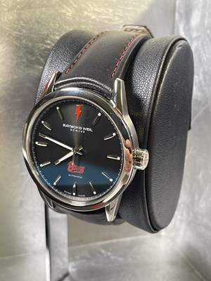 Lot 564 - DAVID BOWIE - ORIGINAL RAYMOND WEIL WATCH IN BOX.