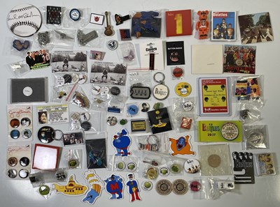 Lot 168 - THE BEATLES - BADGES AND COLLECTABLES.